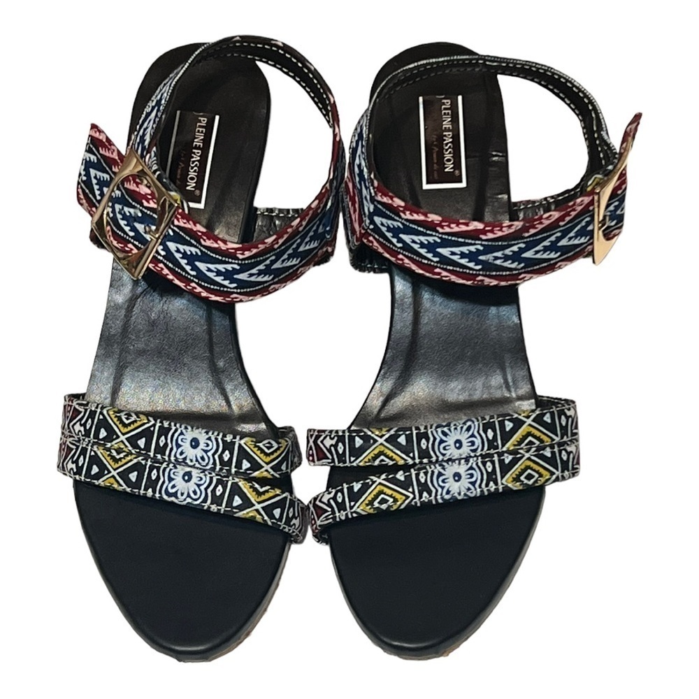 Pleine Passion Patterned Strapped Block Heels 8.5 Preppy Chic Southwestern Boho